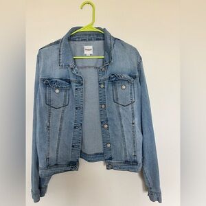 Kenzie light wash Jeans Jacket